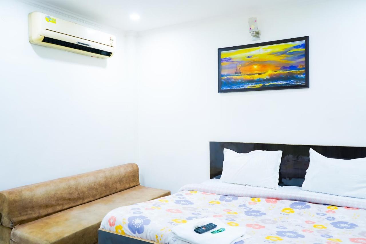 نيودلهي Hotel Tom - Jungpura Chruch Road المظهر الخارجي الصورة