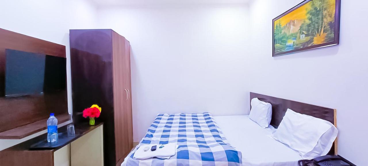نيودلهي Hotel Tom - Jungpura Chruch Road المظهر الخارجي الصورة