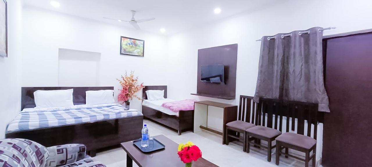نيودلهي Hotel Tom - Jungpura Chruch Road المظهر الخارجي الصورة